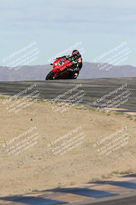 media/Nov-16-2025-Race Pace (Sun) [[8c5fa54630]]/Verified Riders/1-Turns 9 and 10 (925am)/